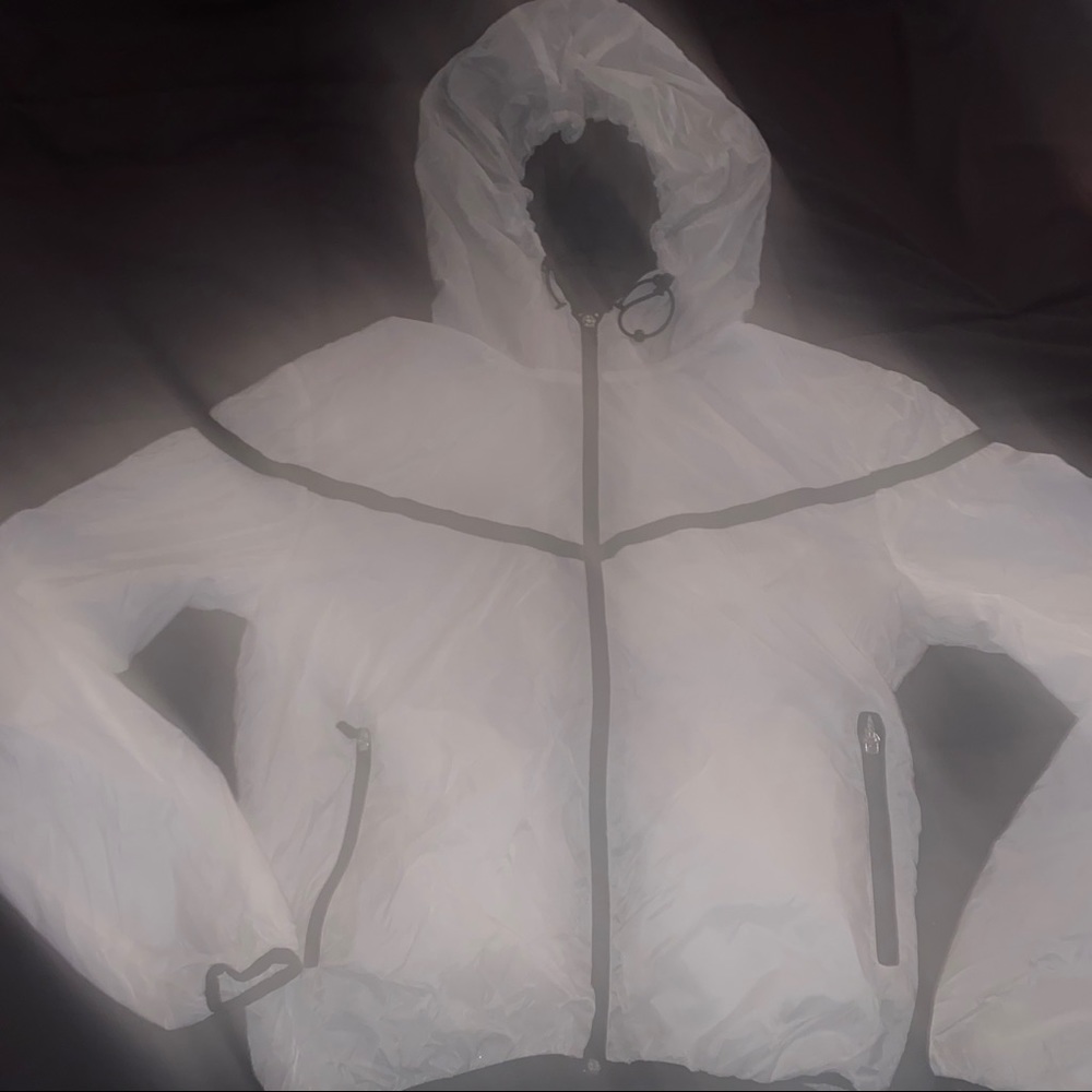 Water resistant bomber jacket
